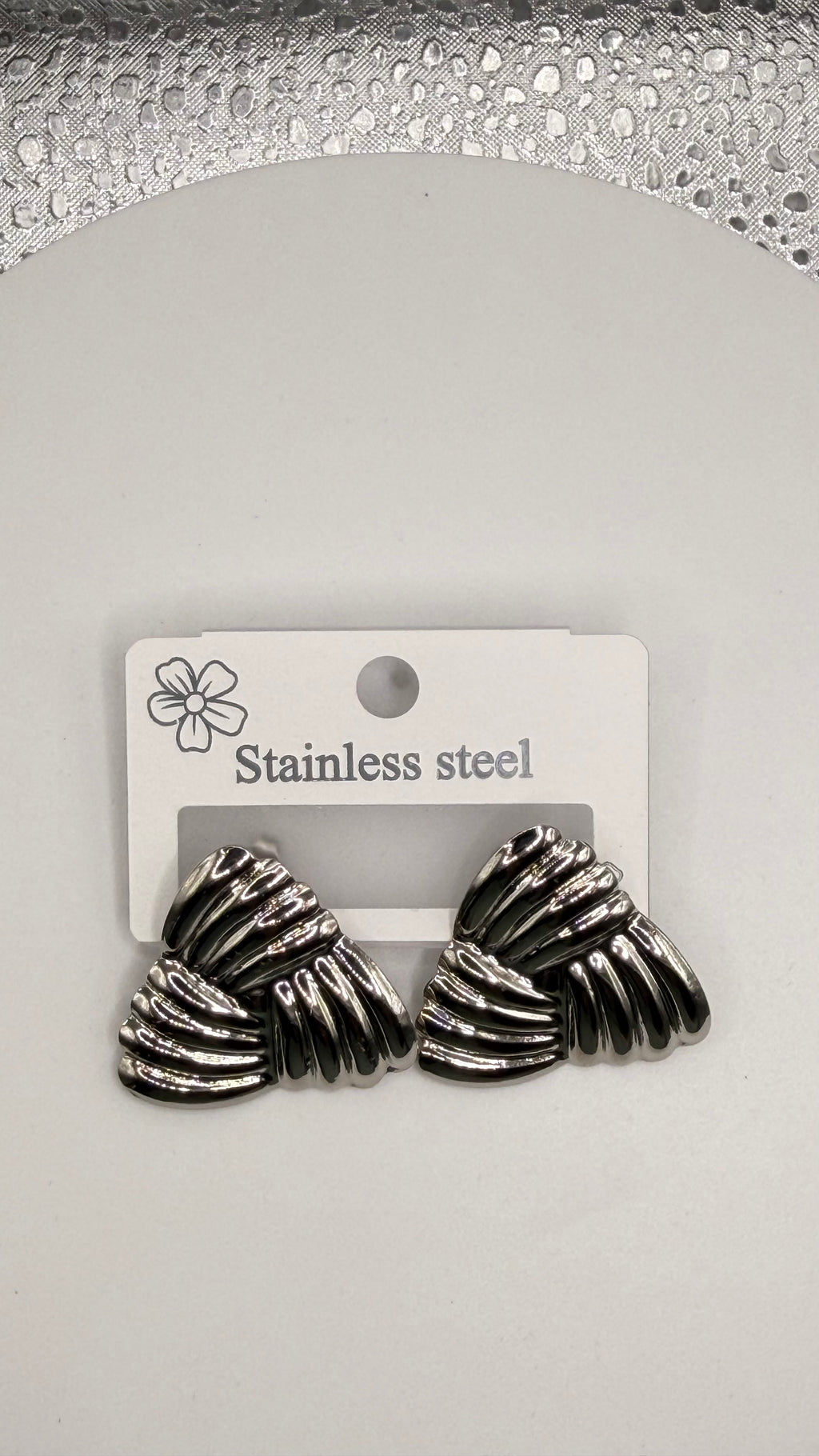 Aretes