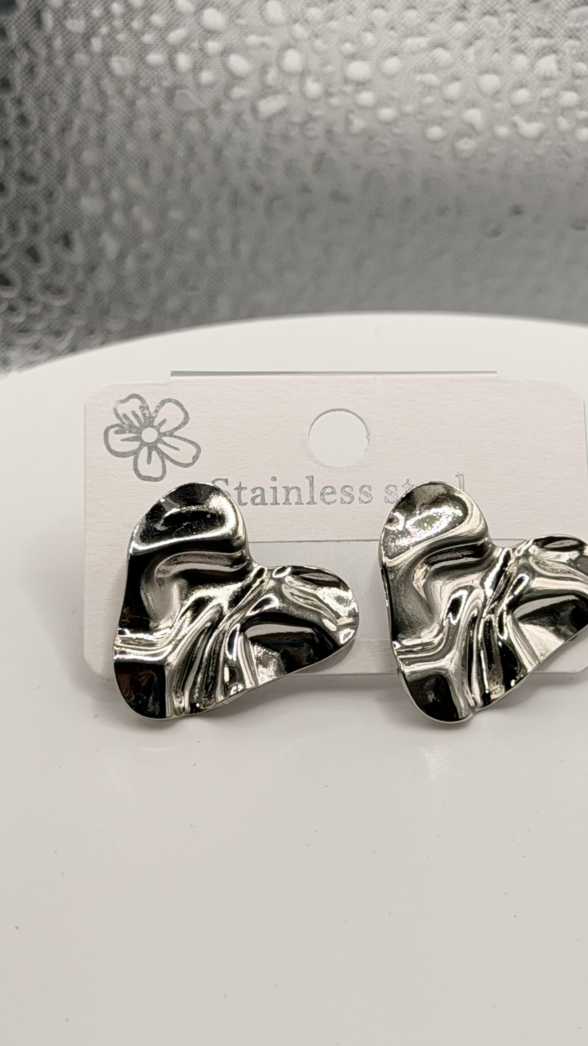 Aretes