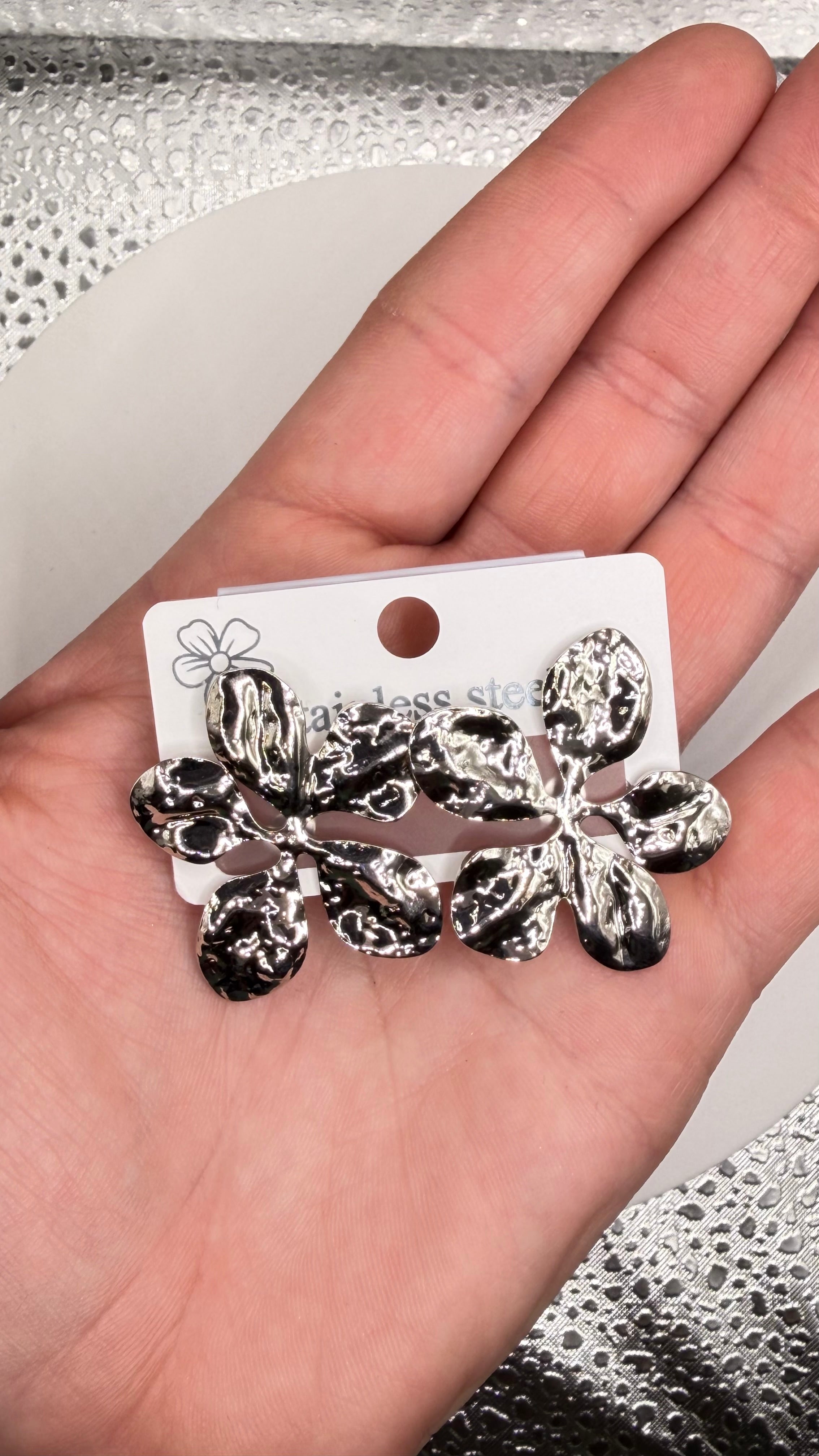 Aretes